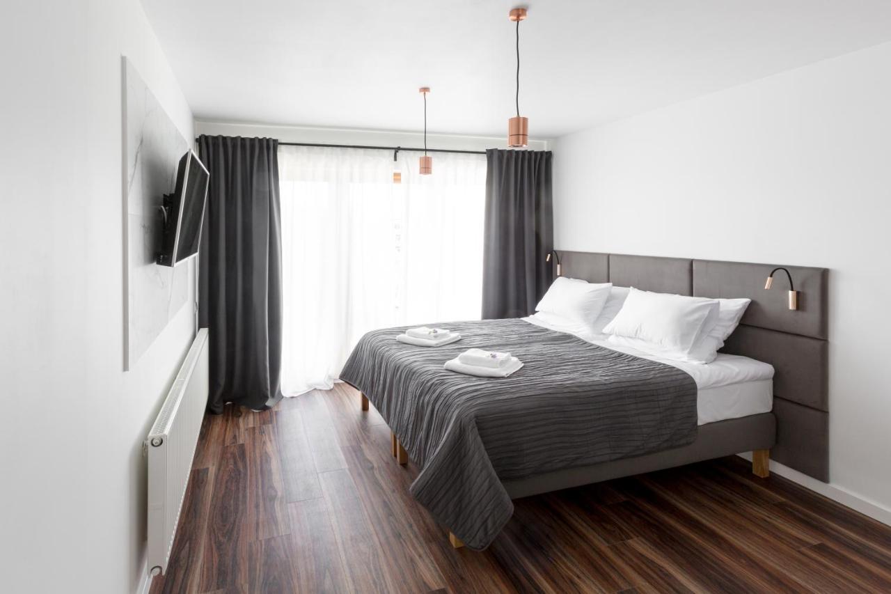 Sky Apartments Познань Экстерьер фото